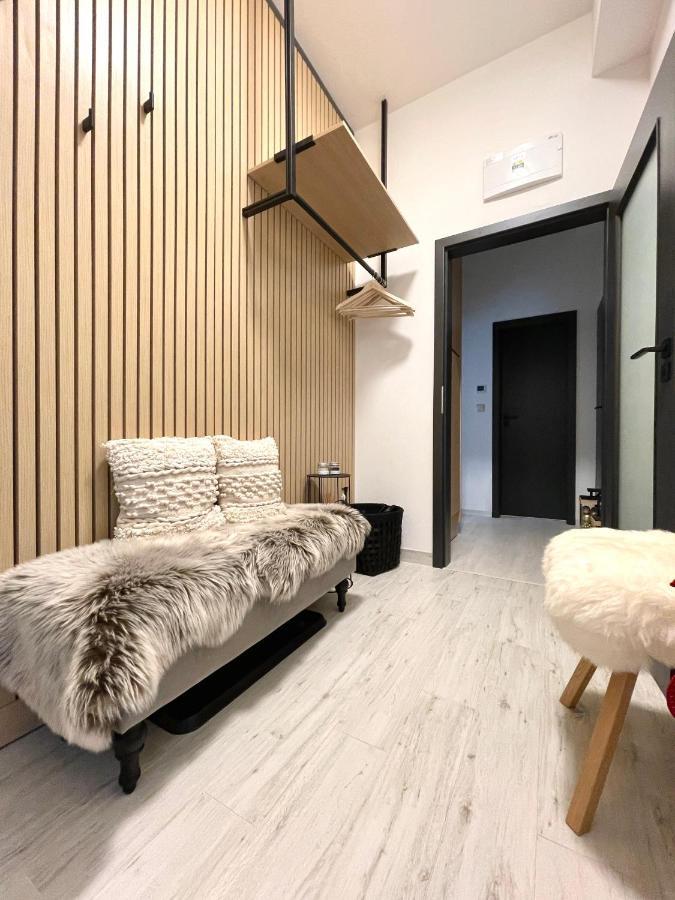 Liptovský Mikuláš Apartman Freya מראה חיצוני תמונה